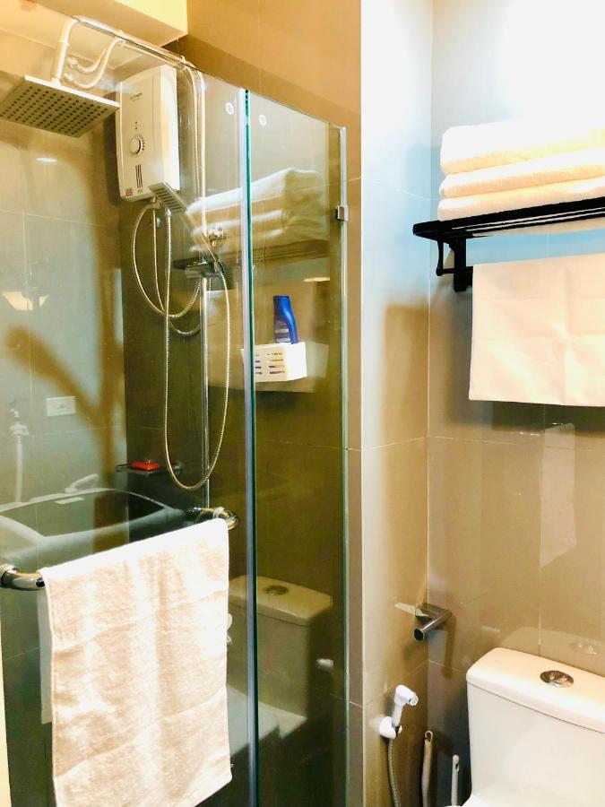 Air Residence 1Br With Balcony Free Netflix And Disney Plus Manila Exteriér fotografie